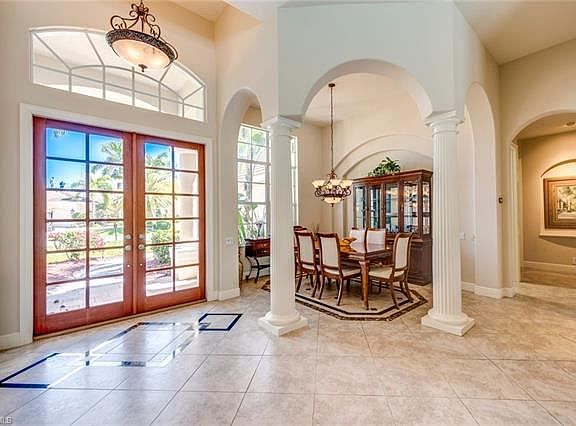 2nd image of 28492 Del Lago Way