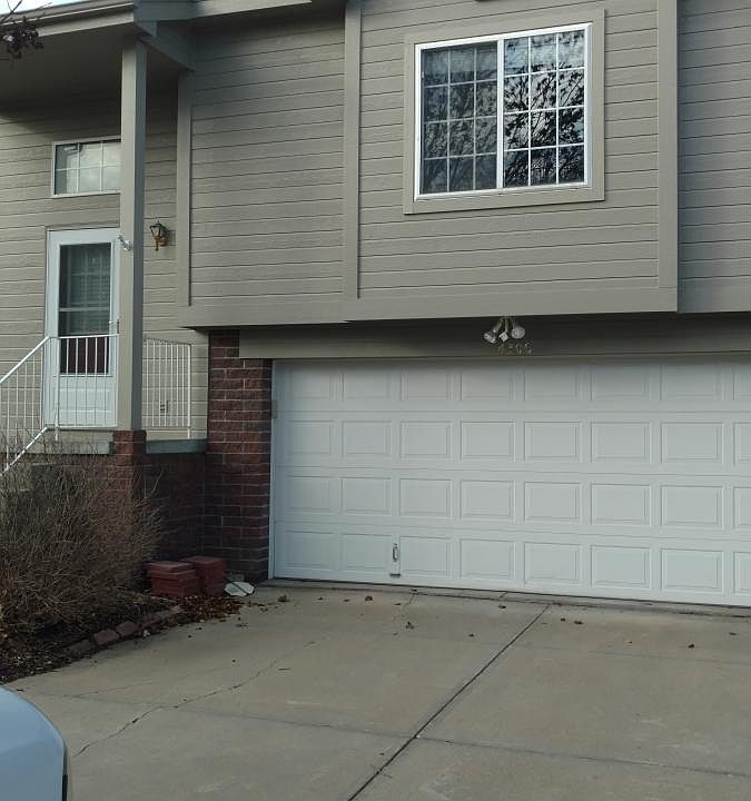 1st image of 4306 S 179th St