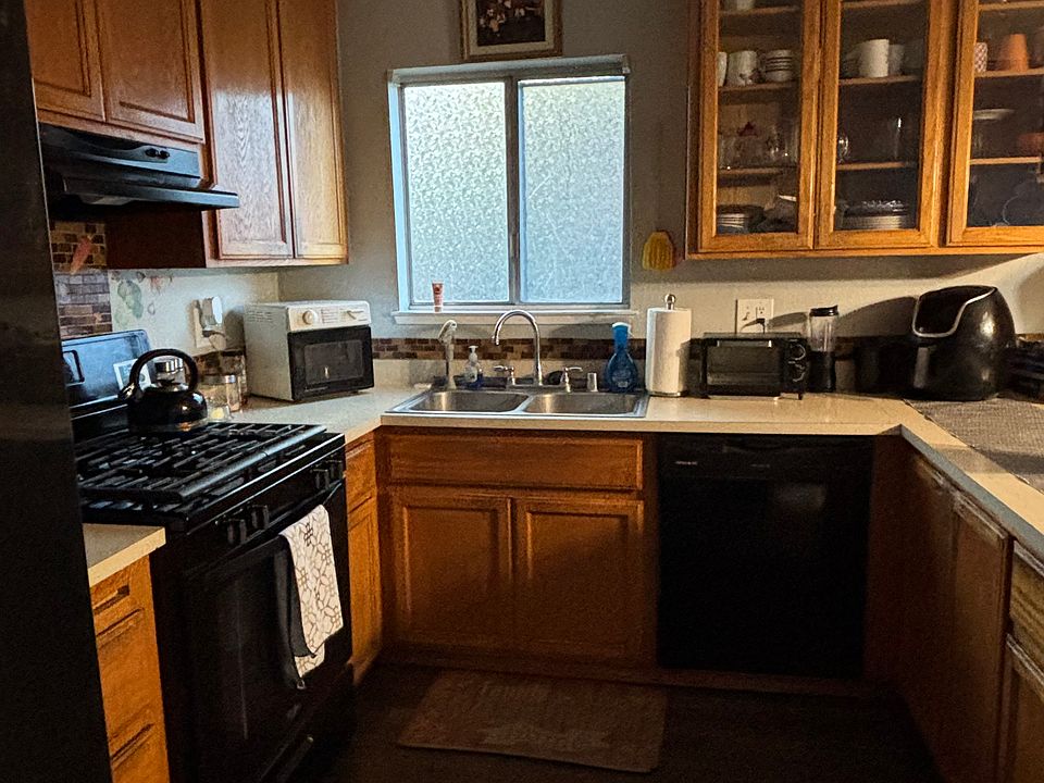 1st image of 5790 Ambler St #4