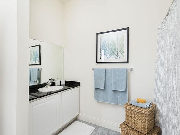 5th image of 305 Dutton St #365394e65