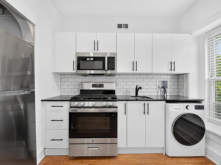 7 Whitman Ave #2 — Photo 10
