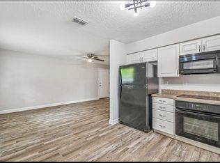 5835 & 5839 12th Ave W #5839, Zephyrhills, FL 33542