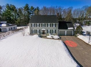 36 Hitching Post Dr, Walpole, MA 02081