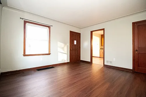 Beautiful One-Story 2BR Home in W Toledo! New Hardwood Floors, Enclosed Back Porch, Remodeled Bat... — Photo 4