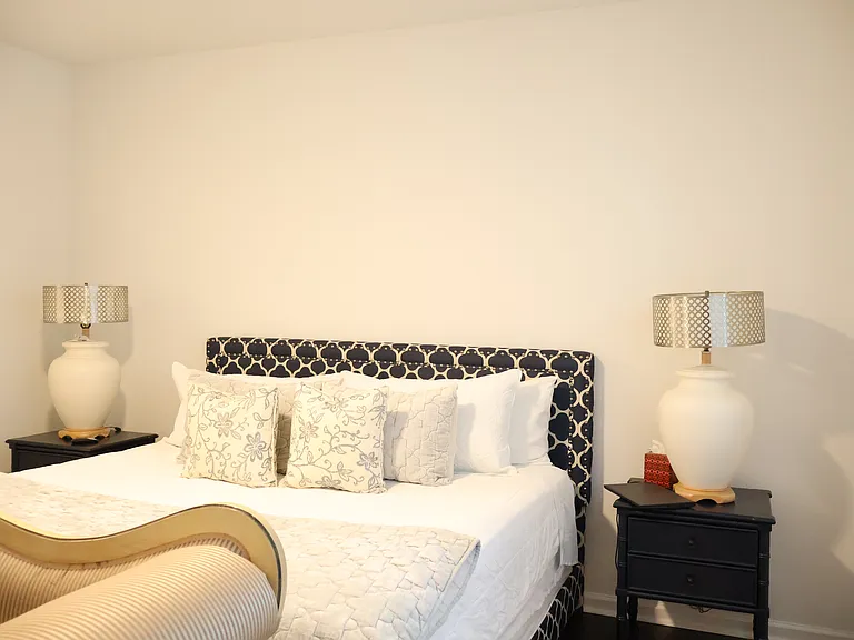Master Bedroom - 1st floor