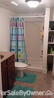 basement full bath (shower only)