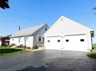 9961 Parkgrove St, Louisville, OH 44641