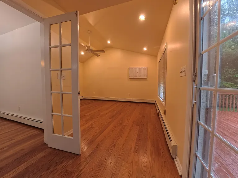 36 Derby Pl — Photo 17