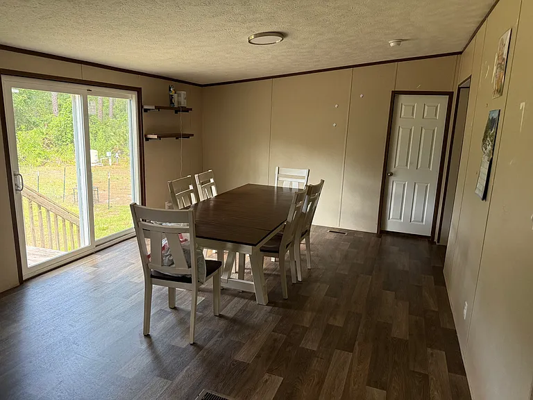 134 Juniper Rd — Photo 1