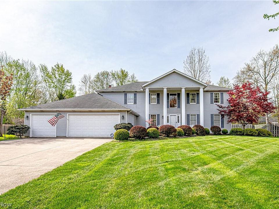 1st image of 9761 Beechwood Dr
