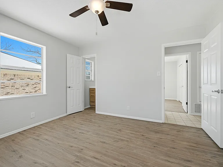 2611 Easy St — Photo 29