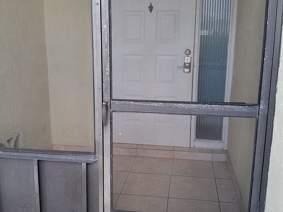 3rd image of 1061 Jefferson Dr #1061C