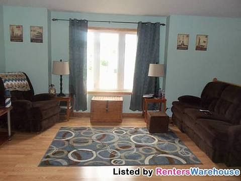 2nd image of 1813 Lillian Dr