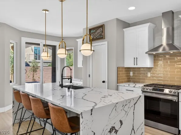 10660 Cumberland Creek Ave, Las Vegas, NV 89166