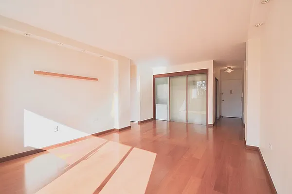 Rented by Maz Group NY | media 9