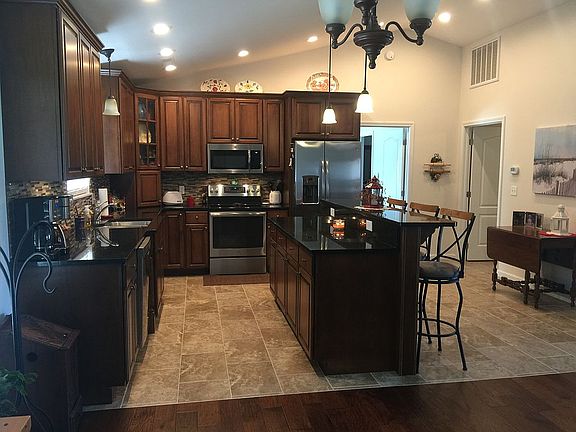 5th image of 1041 Southwind Cir