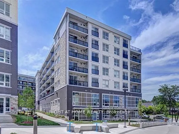 275G Larch St #508, Waterloo, ON N2L 3R2