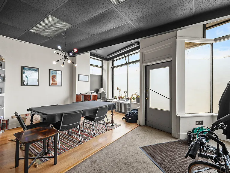 2611 University Ave #W — Photo 3