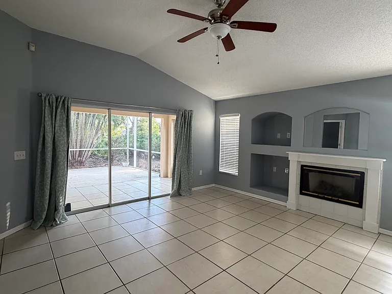 6357 Yellowtop Dr — Photo 12
