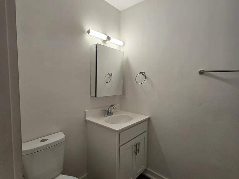 718 S 5th Ave — Photo 9