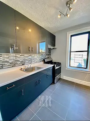 Rented by Zjama Realty Corp | media 4