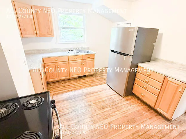 Enjoy the charm and functionality of this 4bedroom, 2bath home! — Photo 2