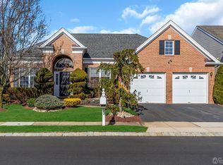 121 Country Club Dr, Monroe Township, NJ