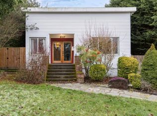 8127 10th Ave SW, Seattle, WA 98106