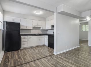 6110 NW Bell Rd #B, Kansas City, MO 64152