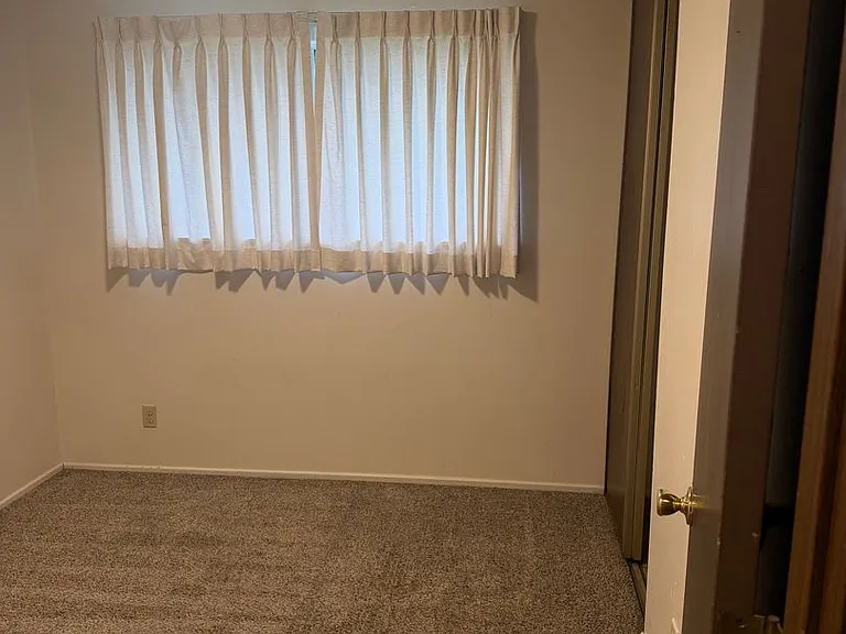 5040 E St #21 — Photo 10