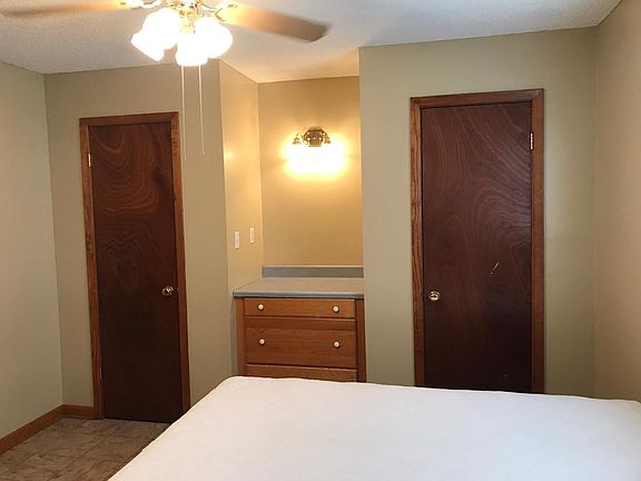 5th image of 105 Little Flower Ln APT 3