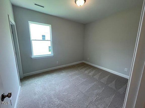 5th image of 114 Arundel Dr