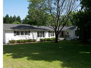 225 Sattlewood Dr, Kernersville, NC 27284