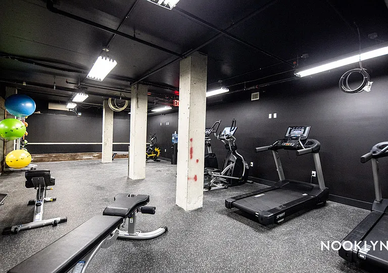 210 Parkville Ave #6D — Photo 23