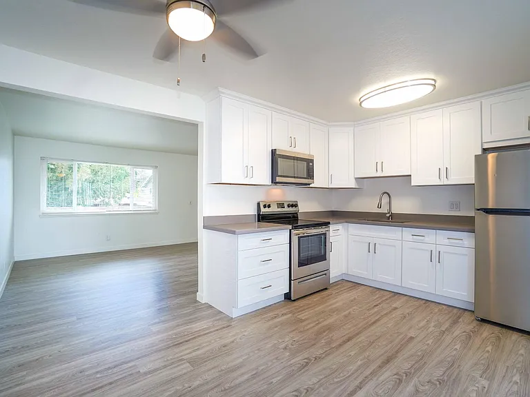 324 Mountain View Ave — Photo 3