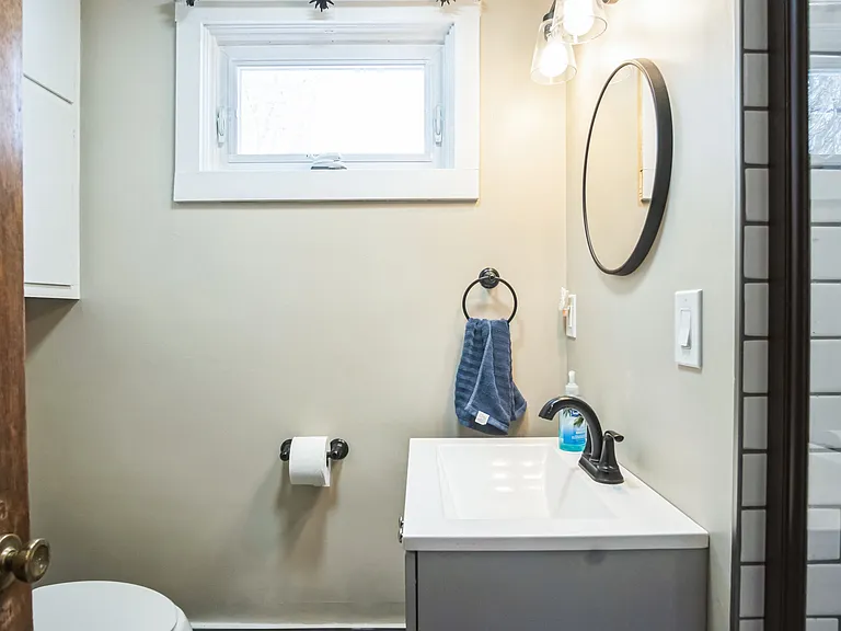 143 Sunset Ave — Photo 22