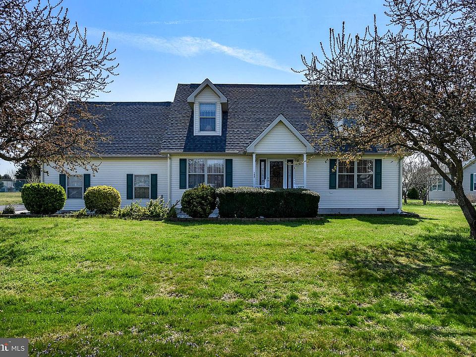 1st image of 104 Deerfield Dr