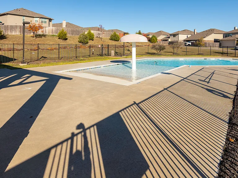 5509 Soledad Dr — Photo 30