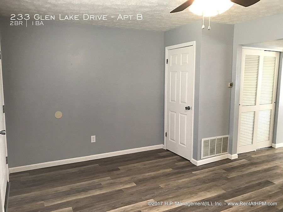 1st image of 233 Glenlake Dr APT B