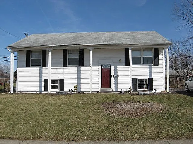 246 Frayne Dr photo 1