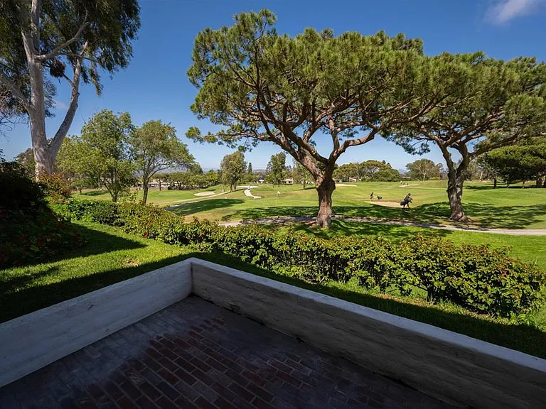 1377 Camino Teresa — Photo 4