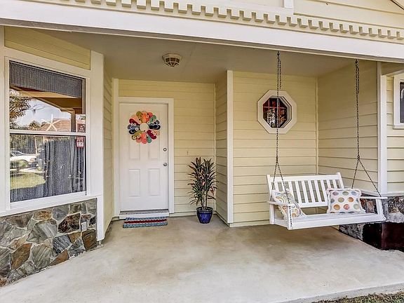 4th image of 2045 Bonnie Oaks Dr