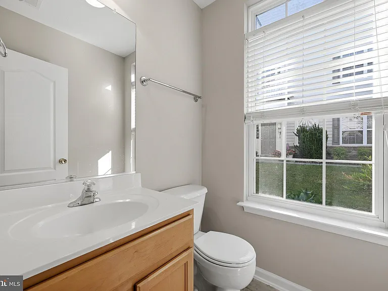 300 Kintyre Ln — Photo 18