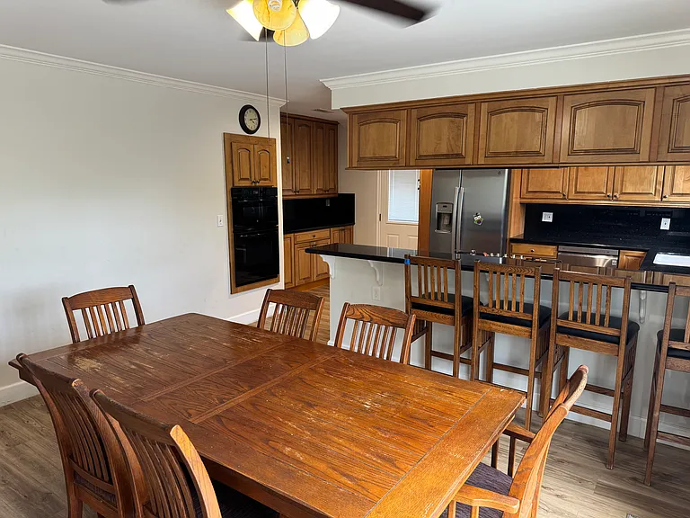 2750 Community Ave — Photo 6