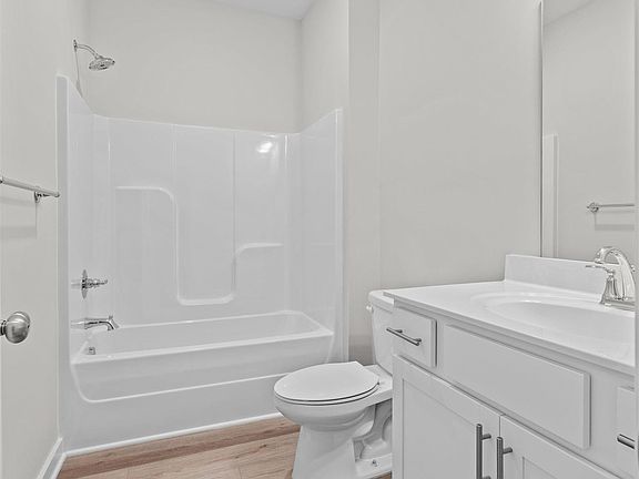 5th image of 1077 Wishford Cir