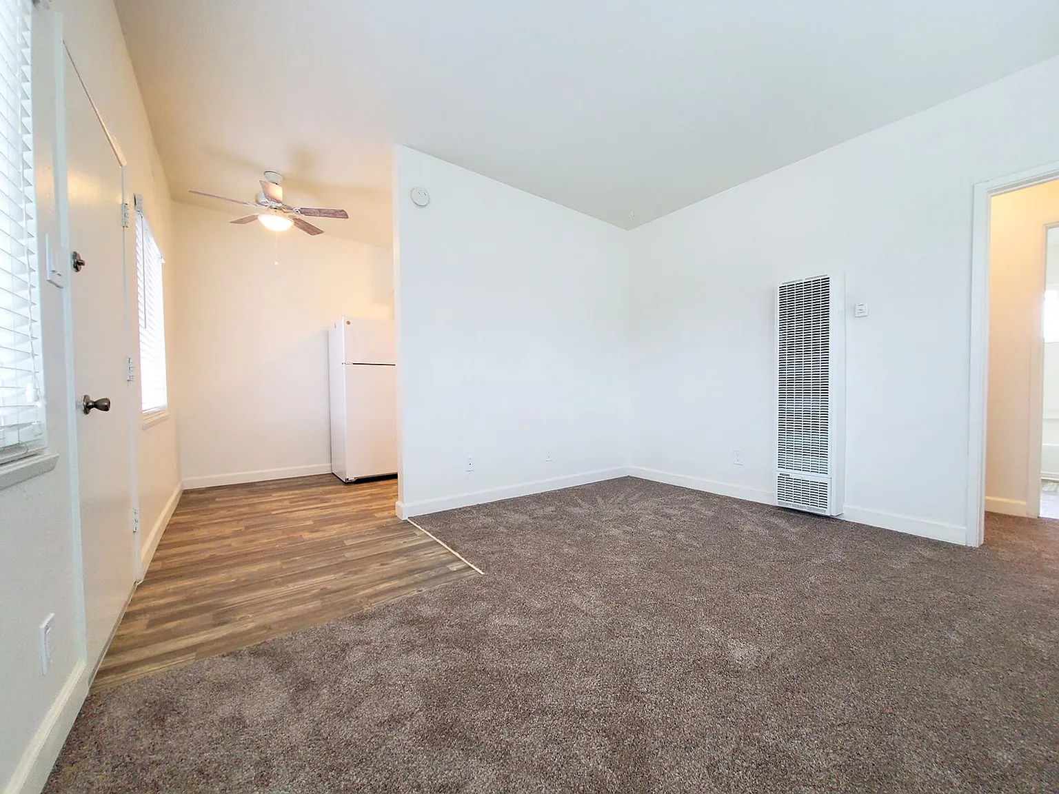1465 Grand Ave — Photo 2