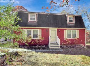 89 Narrow Ln, Charlestown, RI 02813
