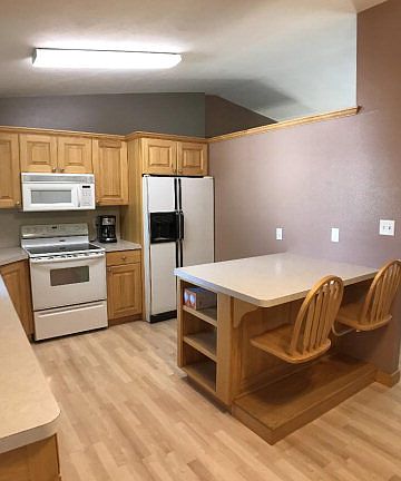 2nd image of 2800 Vesta Cir