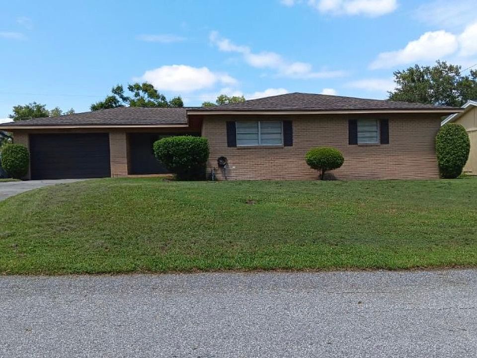 1st image of 2826 Christie Ln