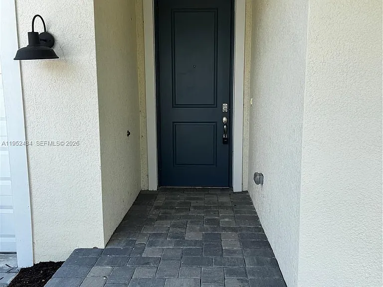 6712 NW Cloverdale Ave — Photo 18